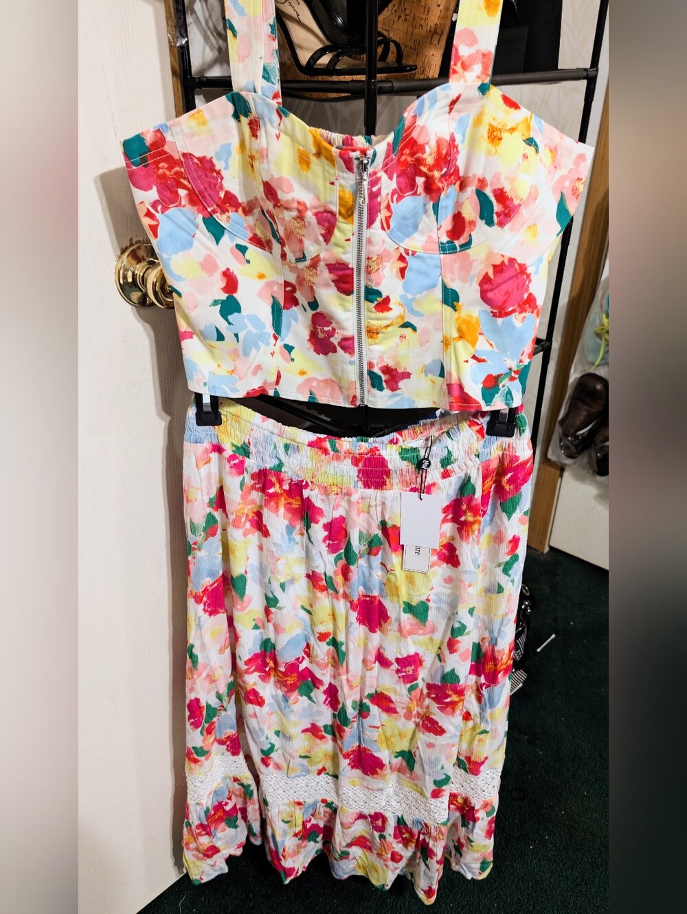 NWT Juicy Couture Floral Print Two-Piece Dress Set in Multicolor. Size Large - Picture 2 of 10